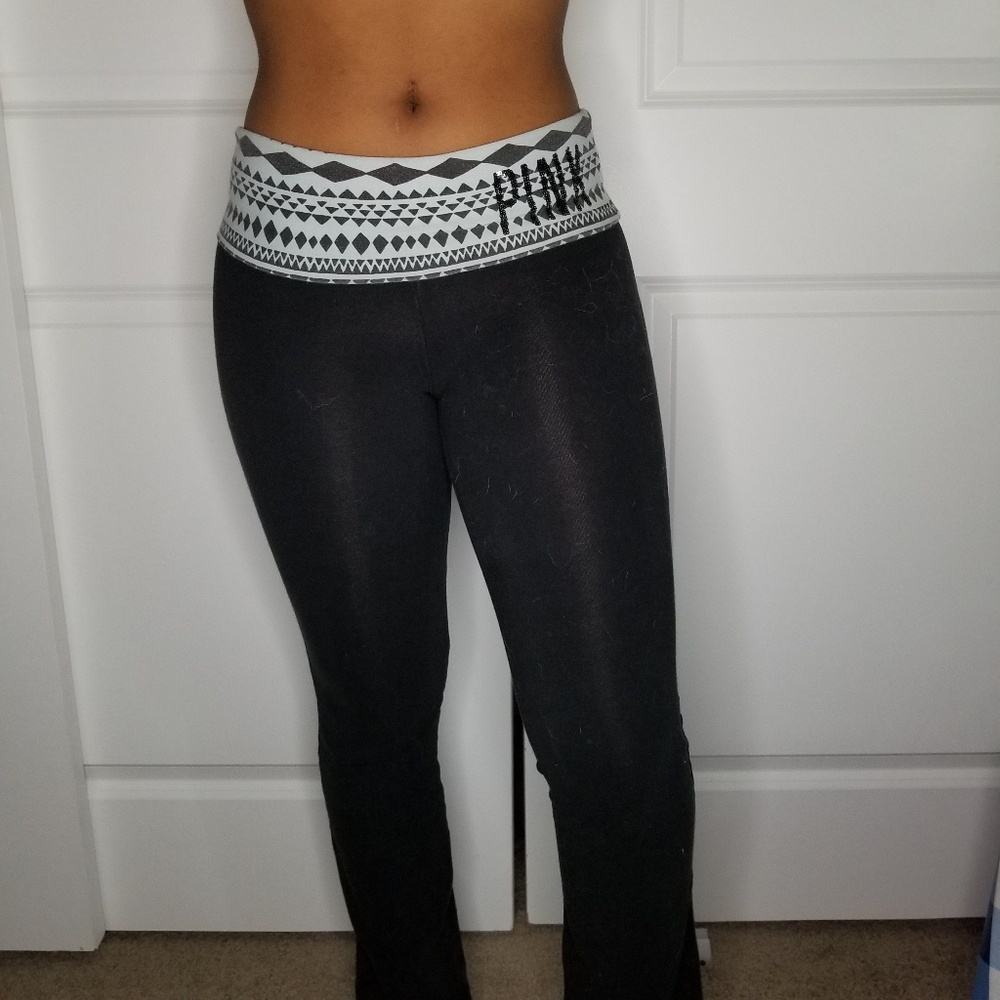 VS Pink yoga pants